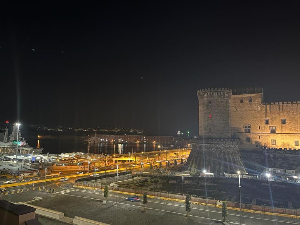 La Dimora Al Castello Central Flat Naples - My Place Kültér fotó