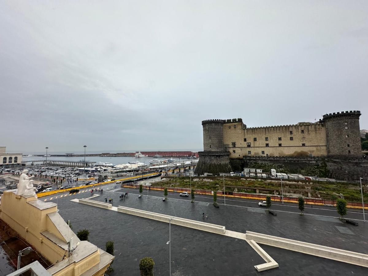 La Dimora Al Castello Central Flat Naples - My Place Kültér fotó