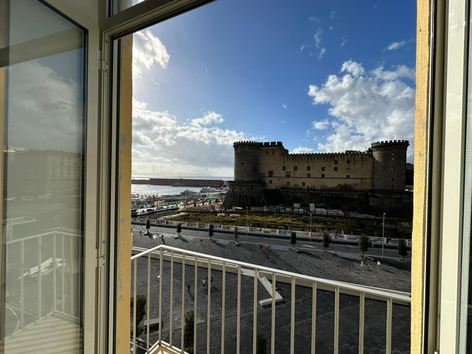 La Dimora Al Castello Central Flat Naples - My Place Kültér fotó